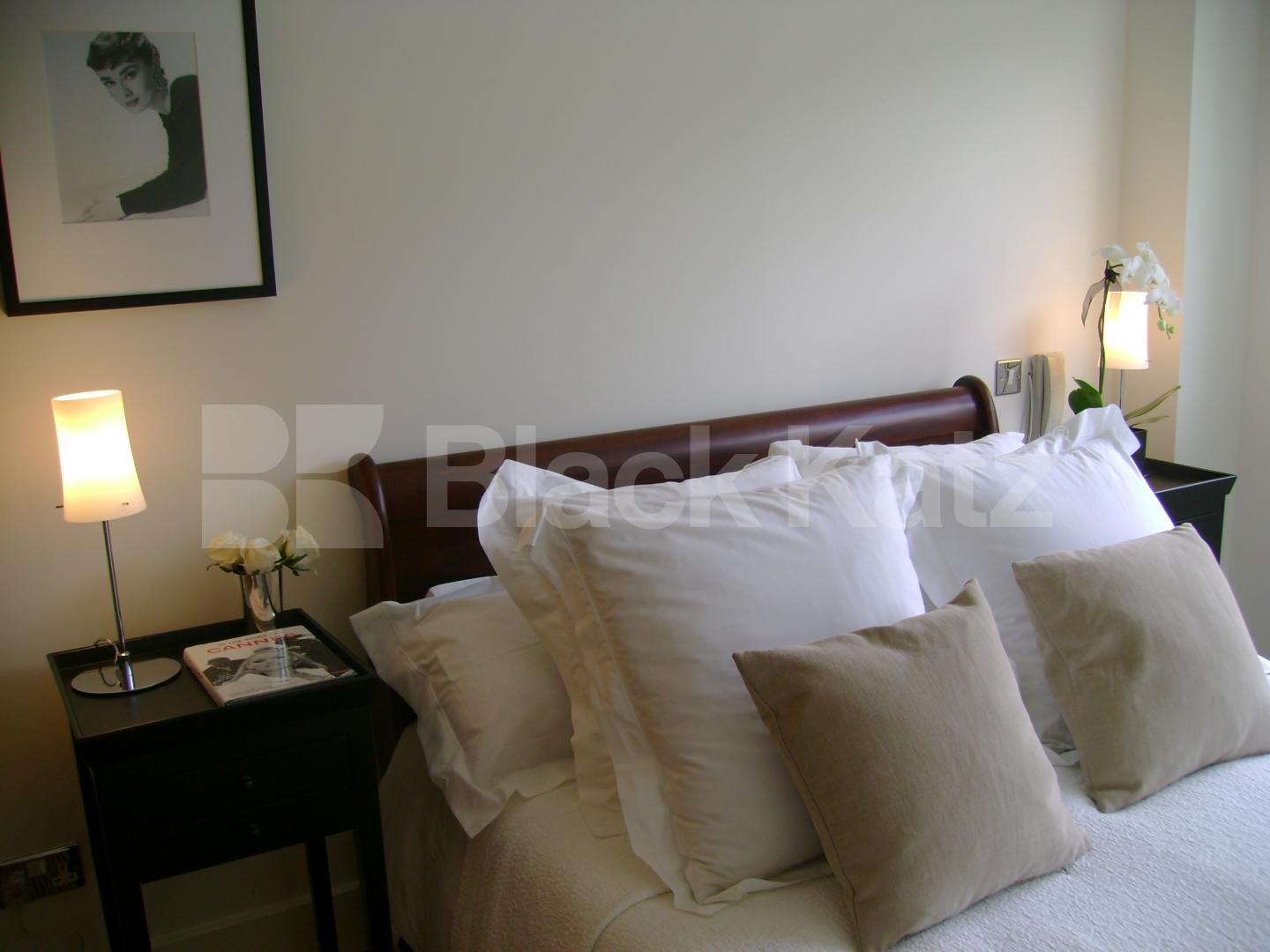 			1 Bedroom, 1 bath, 1 reception Flat			 St Martins Lane, Covent Garden